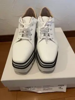 美品 ステラマカットニーエリススニーカー