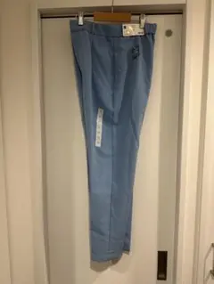 新品タグ付きGU ストレッチテーパードパンツ M ブルー