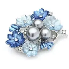 ブローチ　青い花　パールブローチ　アクセサリーピン　 上品　清楚　豪華　人工真珠