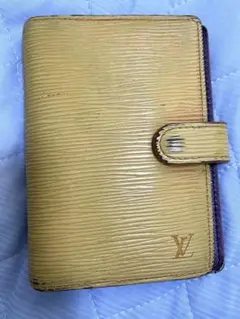 LOUIS VUITTON ルイヴィトン 手帳カバー エピ イエロー 小物