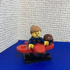 LEGO レゴ ミニフィグ 飛行機の女の子 ミニフィギュア