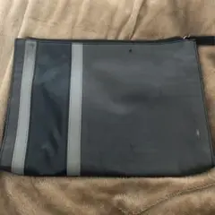 COACH ブラック グレー ストライプ クラッチバッグ