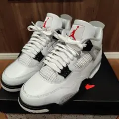 Air Jordan 4 ホワイトセメント 2025 27cm