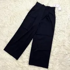 新品未使用　PINORE タック　ワイドパンツ　ゆったり　脚長　綺麗め　上品