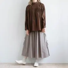 【1度着用のみ美品】 オオカミとフクロウ ギャザーバンドカラーシャツ 近年モデル