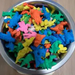 【ジャンク】　キャラクター　怪獣　消しゴム　まとめ売り　大量