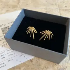 【ほぼ新品】希少♡Jouete ライン ピアス ゴールド　保証書付き