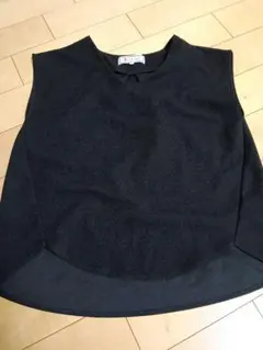 ロペピクニック　ブラック　トップス