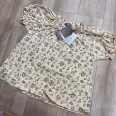 【値下げ】子供服 花柄フリル袖シャツ 120cm