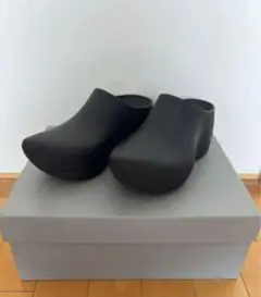 balenciaga techno clog