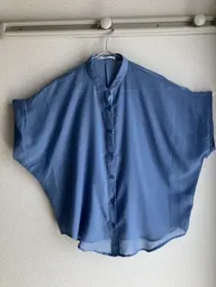ikka 水色シアーブラウス　M