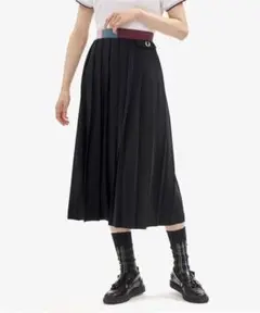 フレッドペリー プリーツスカート 黒 ブラック 21AW FRED PERRY