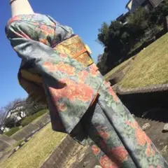 紬の紺色花柄 袷 着物 ひろ襟 正絹