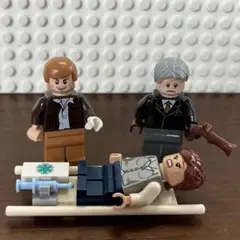 LEGO ミニフィグ 執事　スーツ　シティ　病院　注射　担架