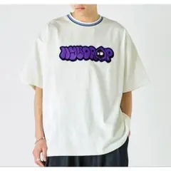 新品　NYUDROP ラフィックロゴ刺繍 ラインリブTシャツ　ホワイト　L