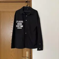 ブラック 長袖シャツ プリントデザイン