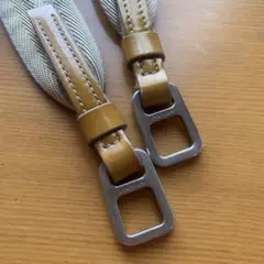 PRADA プラダ　エナメルバッグのショルダー部分