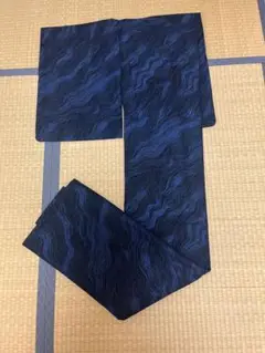 【美品♡】紺地に黒の波模様 着物 しつけ付き 未着用 ※詳細お問合せくださいませ