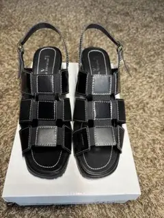 ★新品★ Romeo Valentino サンダル Lサイズ