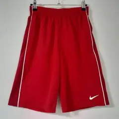 Nike　赤　ハーフパンツ