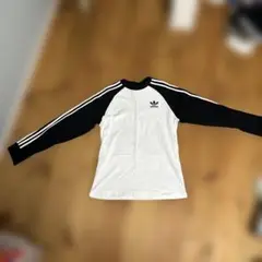 【Adidas Originals】ロンT
