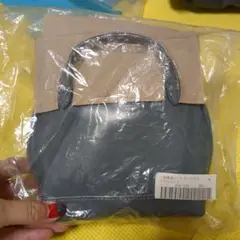 フェリシモ　エコレザーマイクロポシェット