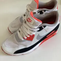 Item thumbnail for item 5b718eec-f839-4bc1-81d6-f57ad0597cf1