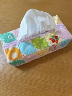 パッチワークキルト　ティッシュボックスカバー