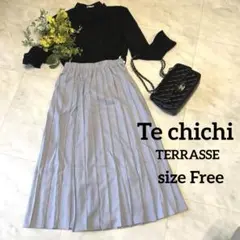 【新品未使用】Te chichi さらとろプリーツロングスカート　ウエストゴム