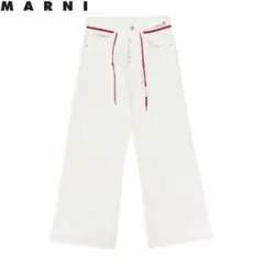 Item thumbnail for item 9d4b4304-f443-4239-92f1-b8ca912a7bba