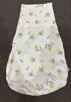 美品　コニー　スワドル　スワドルポーチ　新生児　モロー反射　出産準備
