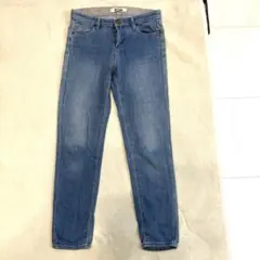 Item thumbnail for item 8af77a31-d31d-4f25-a98c-6d807710a40d