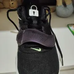 Item thumbnail for item 36dfdab6-3c30-4de1-b541-ff2ff09d30c6