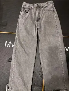 グレー ストレートデニムパンツ ウォッシュ加工