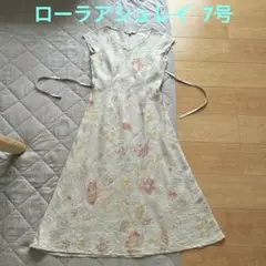 セール‼️ローラアシュレイ　ロング丈ワンピース　7号
