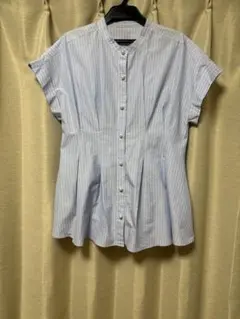 美品 プラステPLST パールボタンぺプラムブラウス　Sサイズ