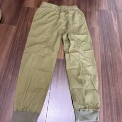 オリーブ色 コットン長ズボン