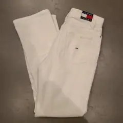 TOMMY JEANS ハイライズセミブーツカット