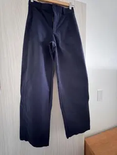 ユニクロネイビー パンツ