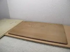ほぼ未使用 華道具 輪島塗 木製真塗 丸香台 矢筈板 角蛤板三点セット 栞 木箱 茶道具 薄板 花入用敷板 花台 上 真塗り 本漆敷板 三枚組 矢筈