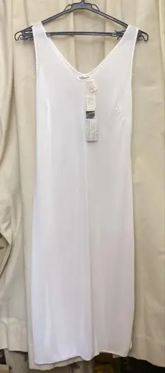 新品未使用 puccele テイジン ウエルキィ ロングスリップ ホワイト
