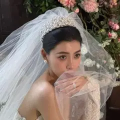パール装飾のウェディングヘッドドレス