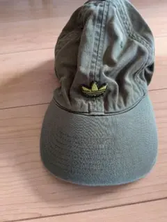 adidas オリーブキャップ 調整可能