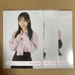 櫻坂46 中川智尋 私服コーデ チュウ ヒキ 座り
