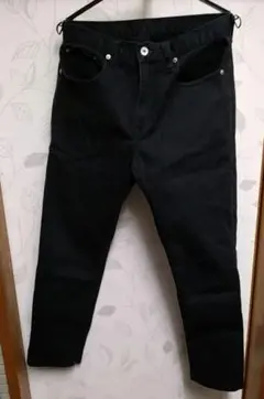 値下げ【入手困難モデル】ジーユー_ストレッチスリムテーパードカラーパンツ_黒29
