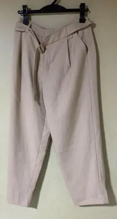 アージュ ベージュ ウエストリボン スラックス　美品　M