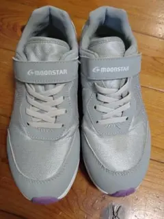 ムーンスター　moonSTAR 　女のコ　スニーカー　22.0cm