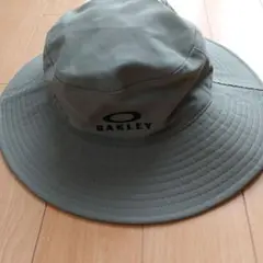OAKLEY グレー ハット