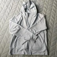 ▼最終値下げ▼UNIQLO AIRism ライトブルー パーカー 130サイズ