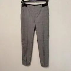 ユニクロのグレンチェック柄 スラックス